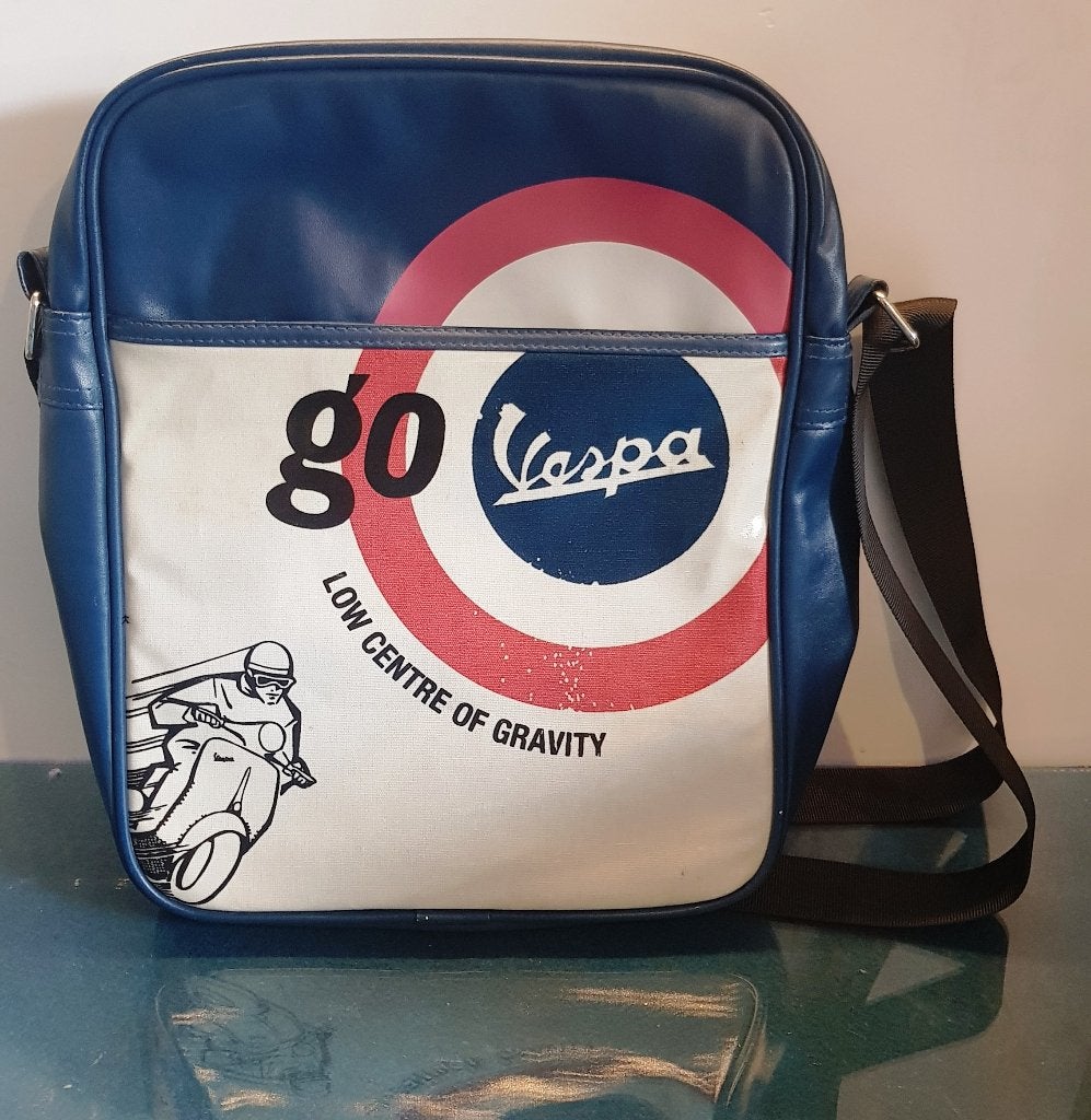 Vespa schoudertas in een nieuwstaat (showroom model), Verzenden, Nieuw, Overige merken