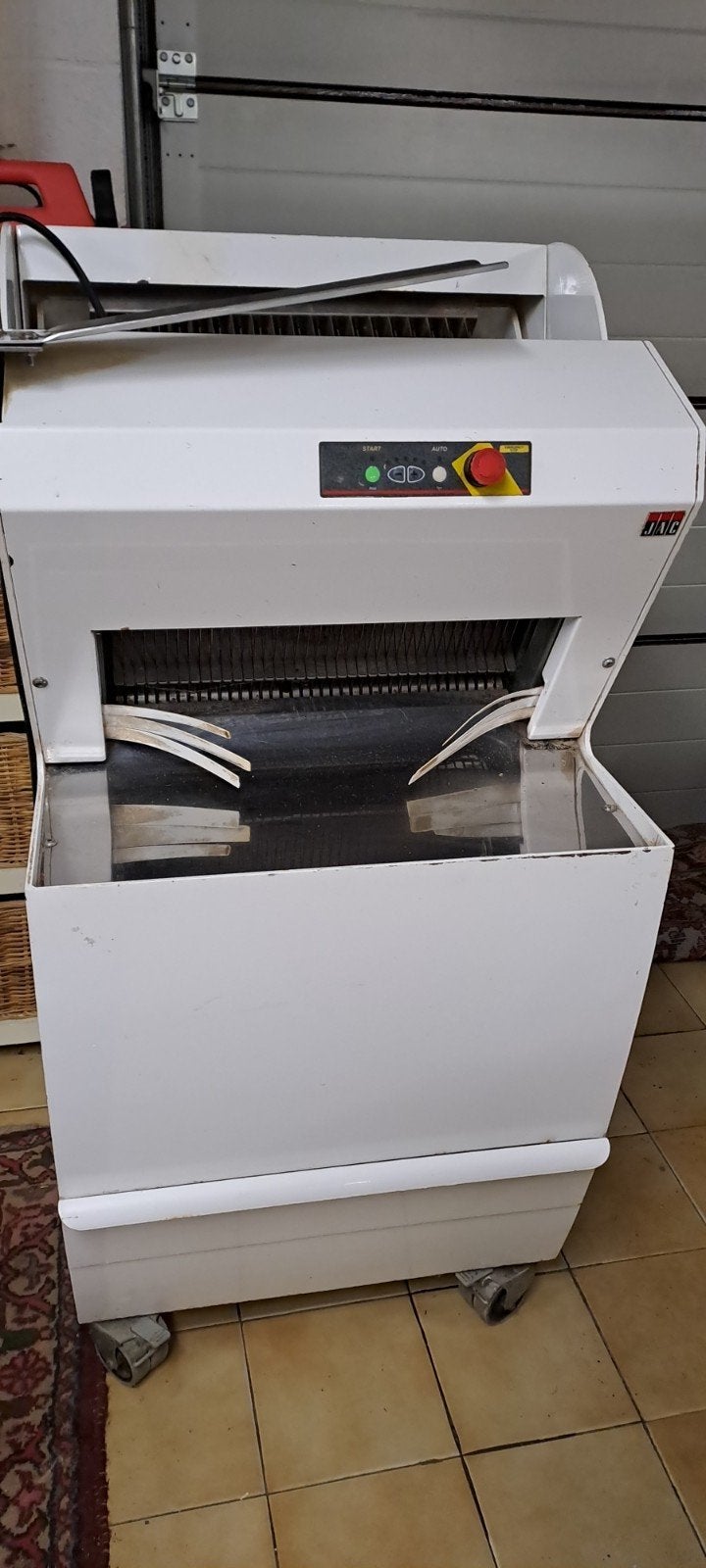 JAC-broodsnijmachine, Zakelijke goederen, Ophalen, Gebruikt, Bakkerij en Slagerij