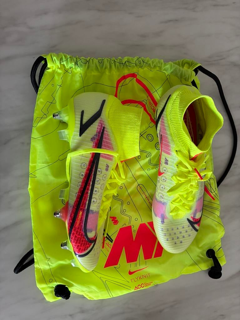 Veldschoenen NIKE 40,5, Ophalen of Verzenden, Nieuw, Overige kleuren, Sportschoenen