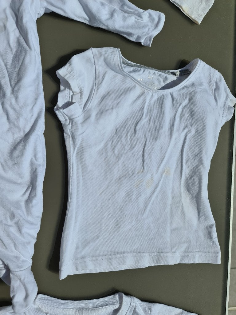 wit t-shirt 98, Kinderen en Baby's, Kinderkleding | Maat 98, Ophalen, Zo goed als nieuw