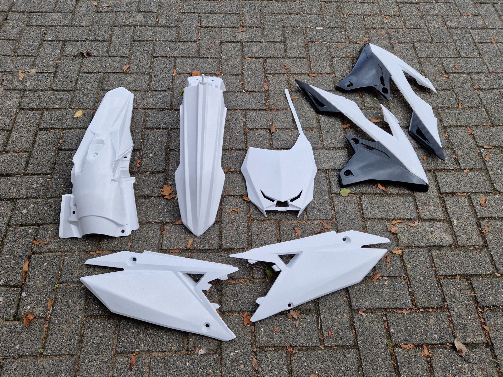 Suzuki plasticset wit rmz 250-450 2018-2026, Ophalen of Verzenden, Gebruikt
