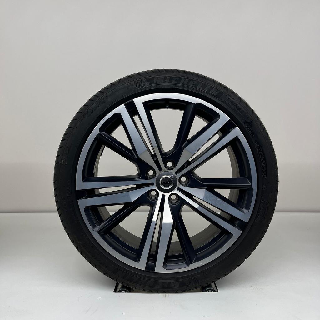 Volvo V60 / S60 - 19 inch - zomerbanden, Auto-onderdelen, Banden en Velgen, 19 inch, Gebruikt, Banden en Velgen, Ophalen of Verzenden