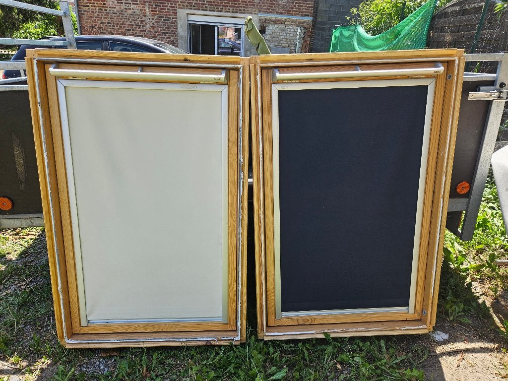 velux 78x118 comme neuf (posé 2 mois) + raccord + store, Enlèvement, Neuf, Double vitrage