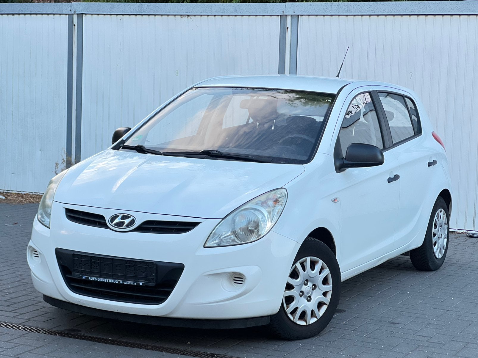 Hyundai i20 -1.3- Benzine- 07/2011-  142.000km-, Auto's, Euro 5, Wit, Handgeschakeld, ABS