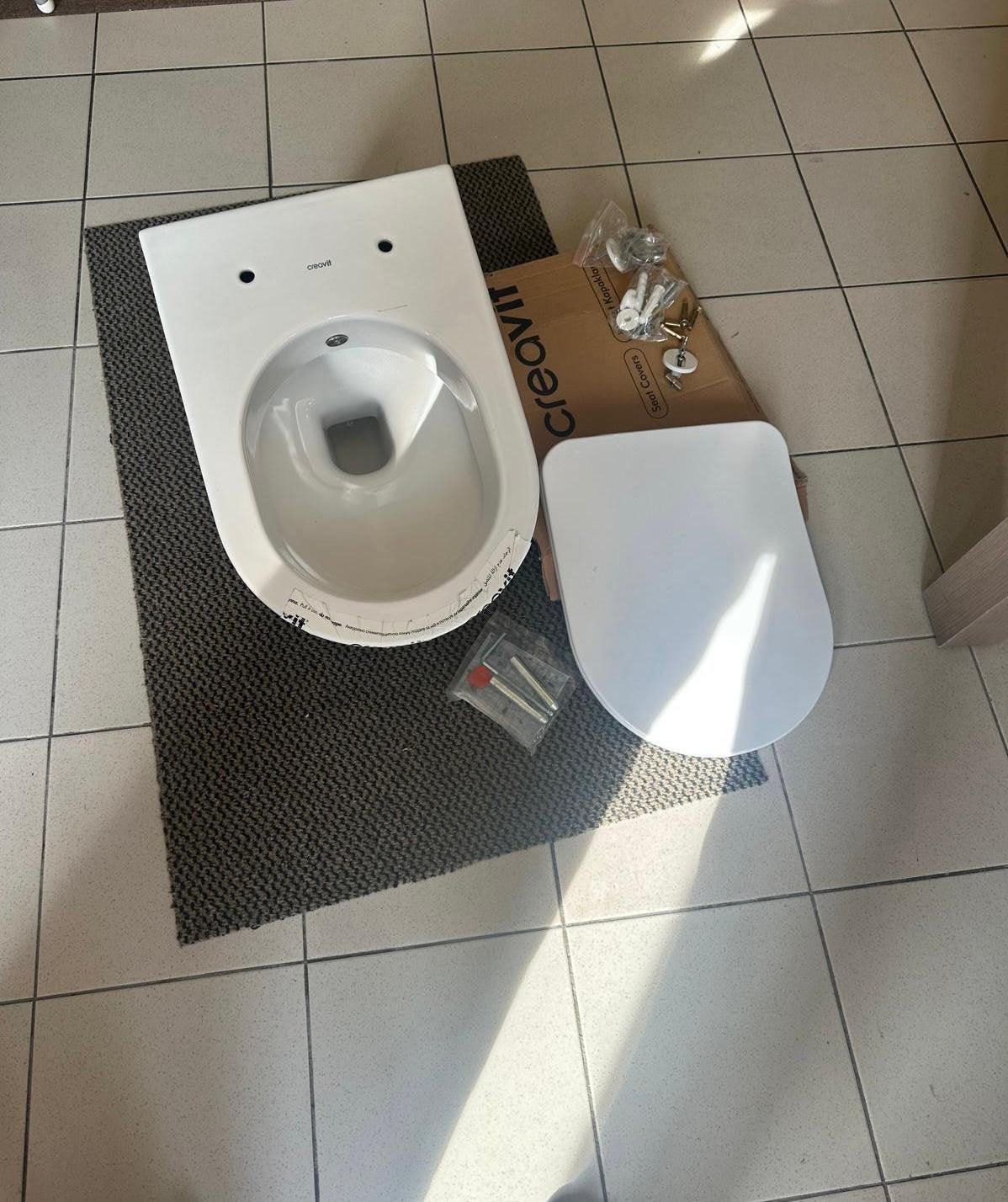 Siège de toilette suspendu, Maison & Meubles, Salle de bain | Salle de bain complète, Enlèvement ou Envoi, Neuf