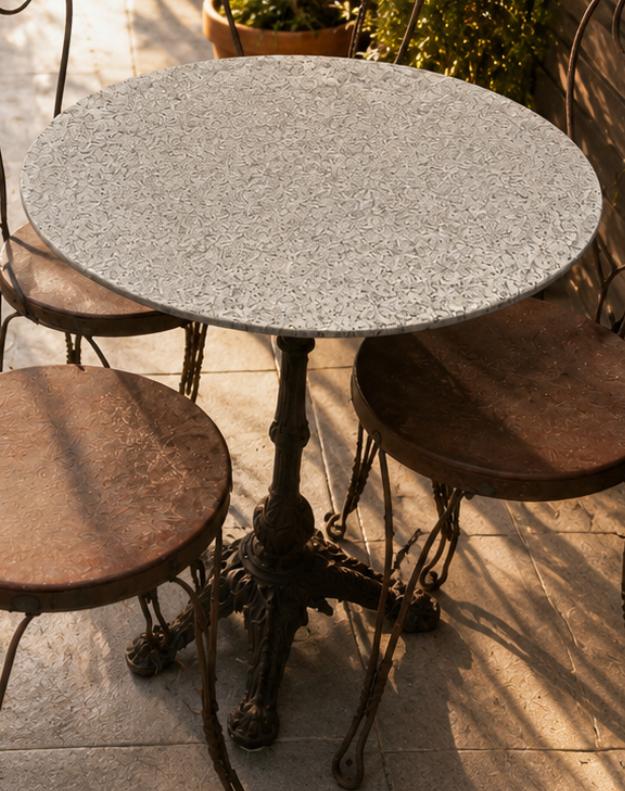 Table bisrto ancienne, Enlèvement, Comme neuf