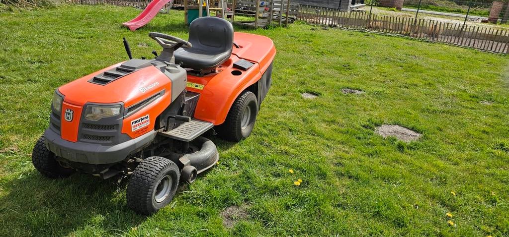 Husqvarna CTH140 twin, Enlèvement, Utilisé, Husqvarna, Bac de ramassage