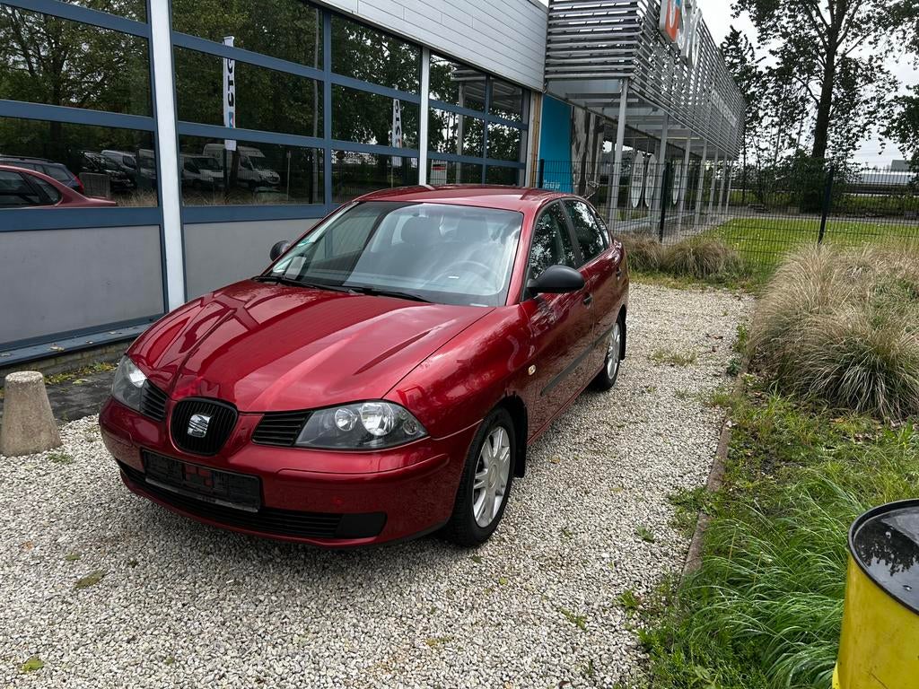 Seat benzine met keuring verkoop, Rouge, Achat, 4 portes, Entreprise