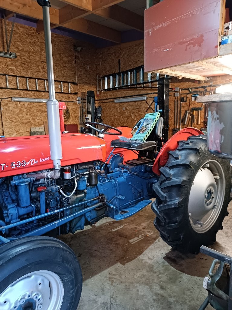 Traktor IMT 533 de luxe, Enlèvement, Oldtimer/Ancêtre, Jusqu'à 80 ch, Massey Ferguson