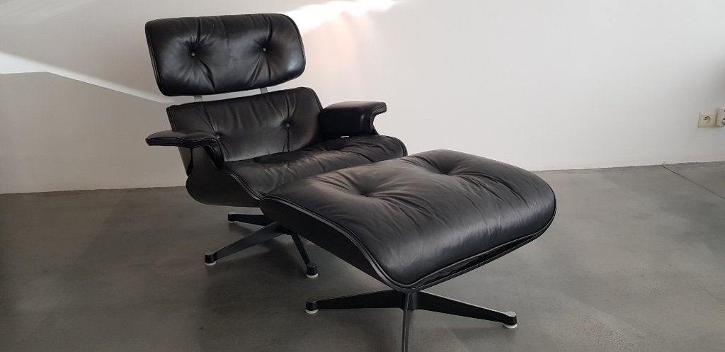 Eames Lounge & Ottomane Black on Black, Ophalen