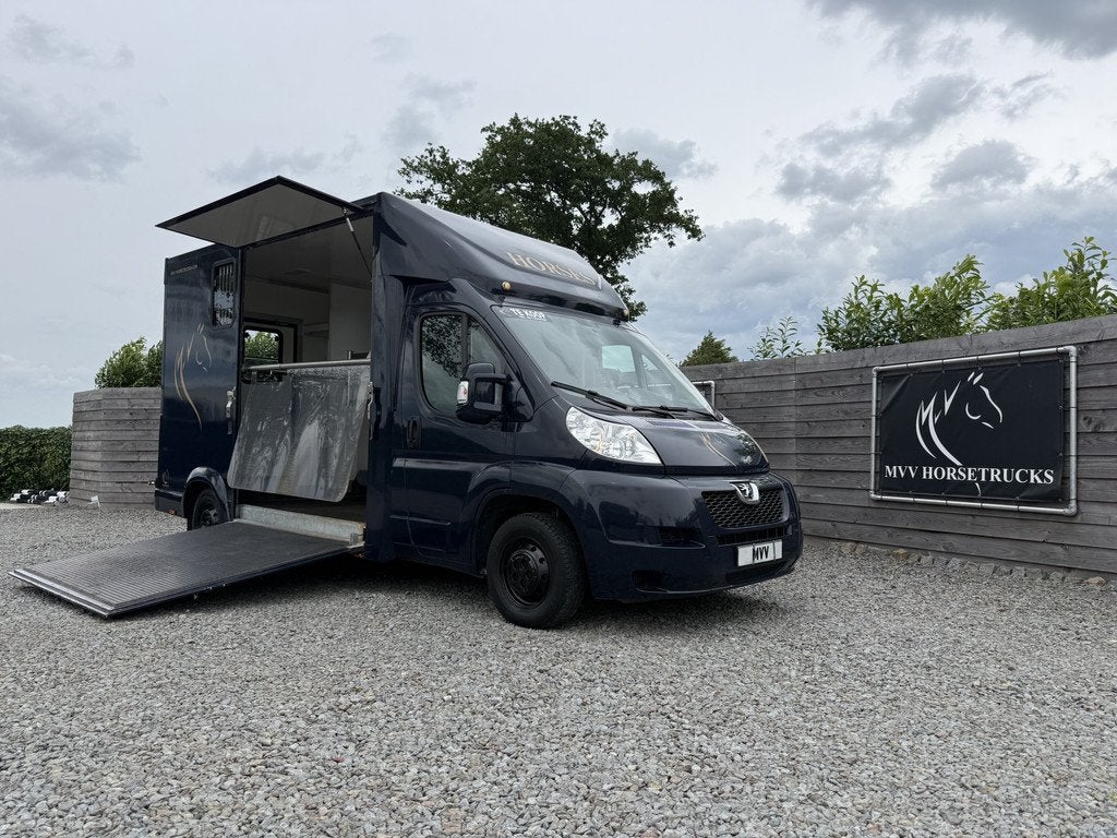 Peugeot Boxer | HORSETRUCK | TVW | CLASSIC 3XL | 2013 | 150P, Weduwestraat 12
4884MV  WERNHOUT, NL, Paardenwagentje NL | MVV HORSETRUCKS