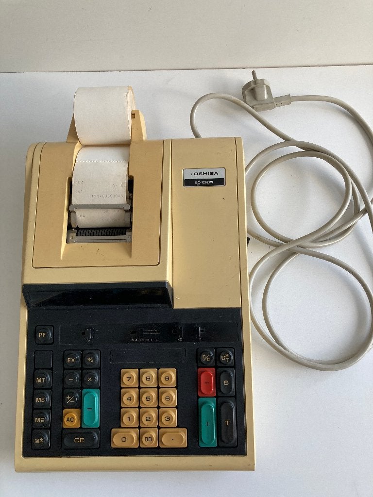 Vintage elektrisch rekenmachine Toshiba met bonprinter '70, Ophalen of Verzenden, Computers en Rekenmachines