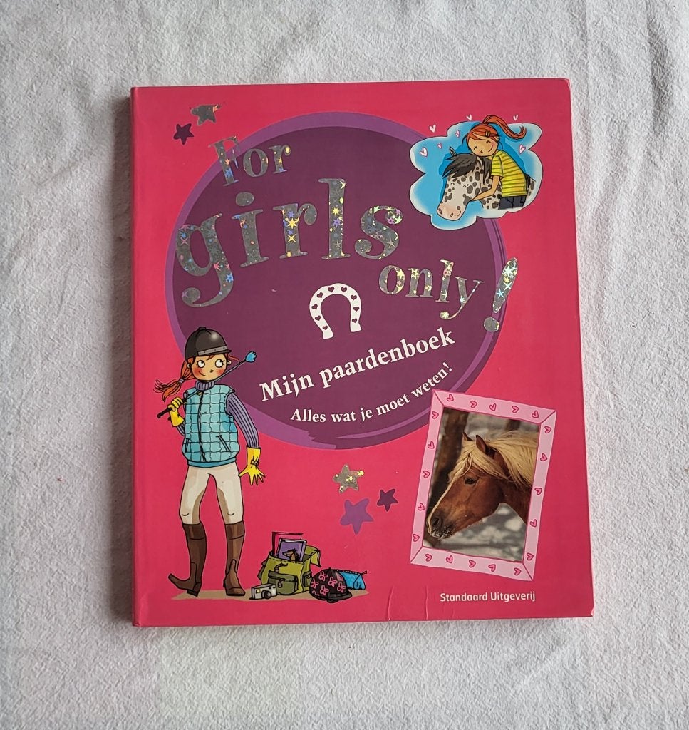 Boek - Mijn paardenboek, Ophalen of Verzenden, Zo goed als nieuw, For girls only