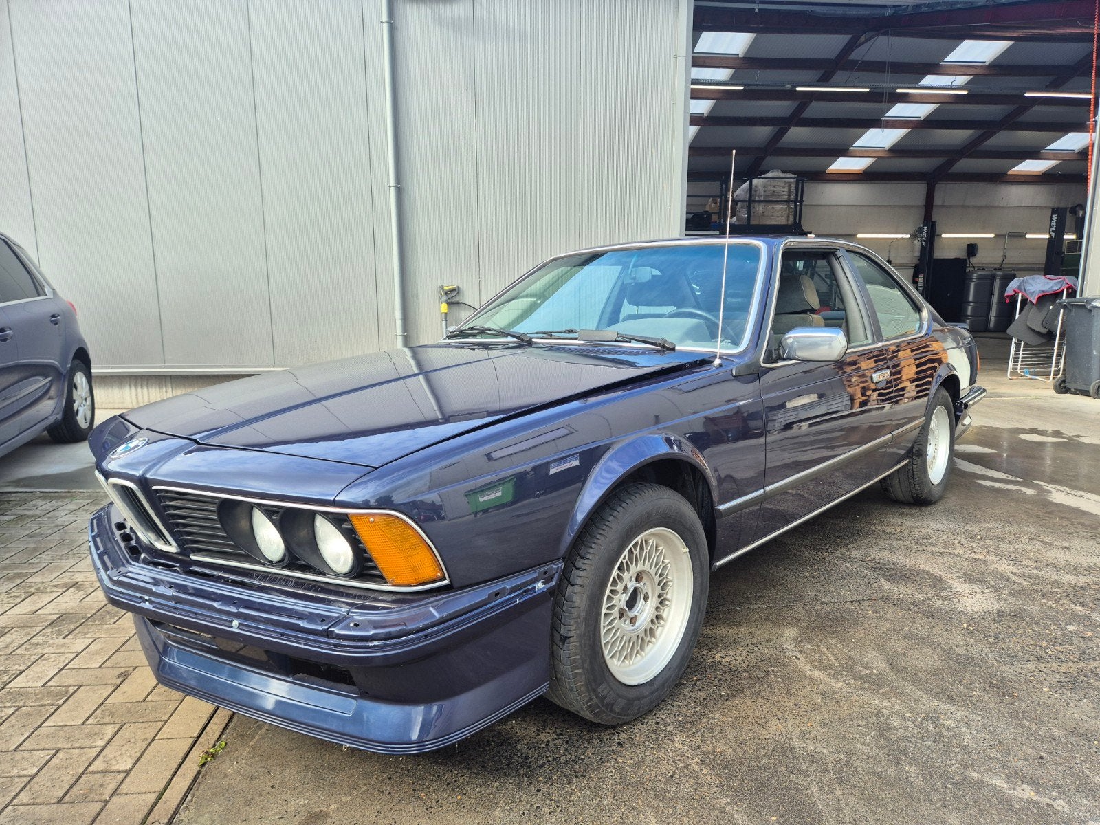 BMW 635 CSI RECARO PROJECT *ROESTVRIJ*, Automaat, Achterwielaandrijving, Blauw, Particulier
