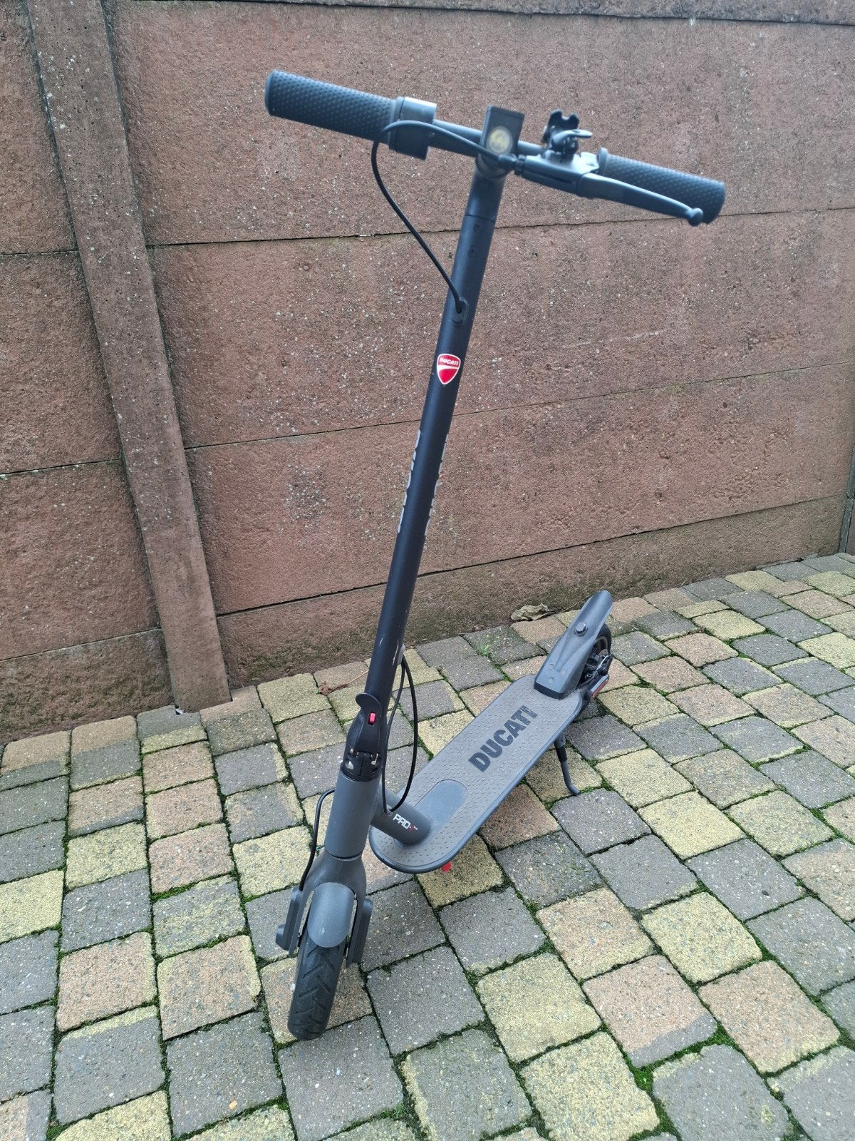 Elektrische step Ducati, Vélos & Vélomoteurs, Enlèvement, Comme neuf, Step électrique (E-scooter), Ducati