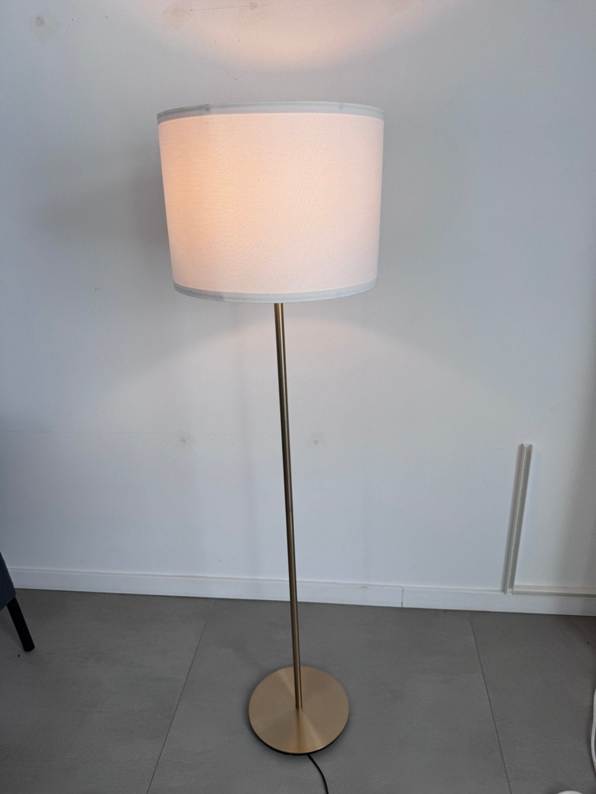 Skaftet staande lamp, Huis en Inrichting, Lampen | Vloerlampen, Ophalen, Zo goed als nieuw