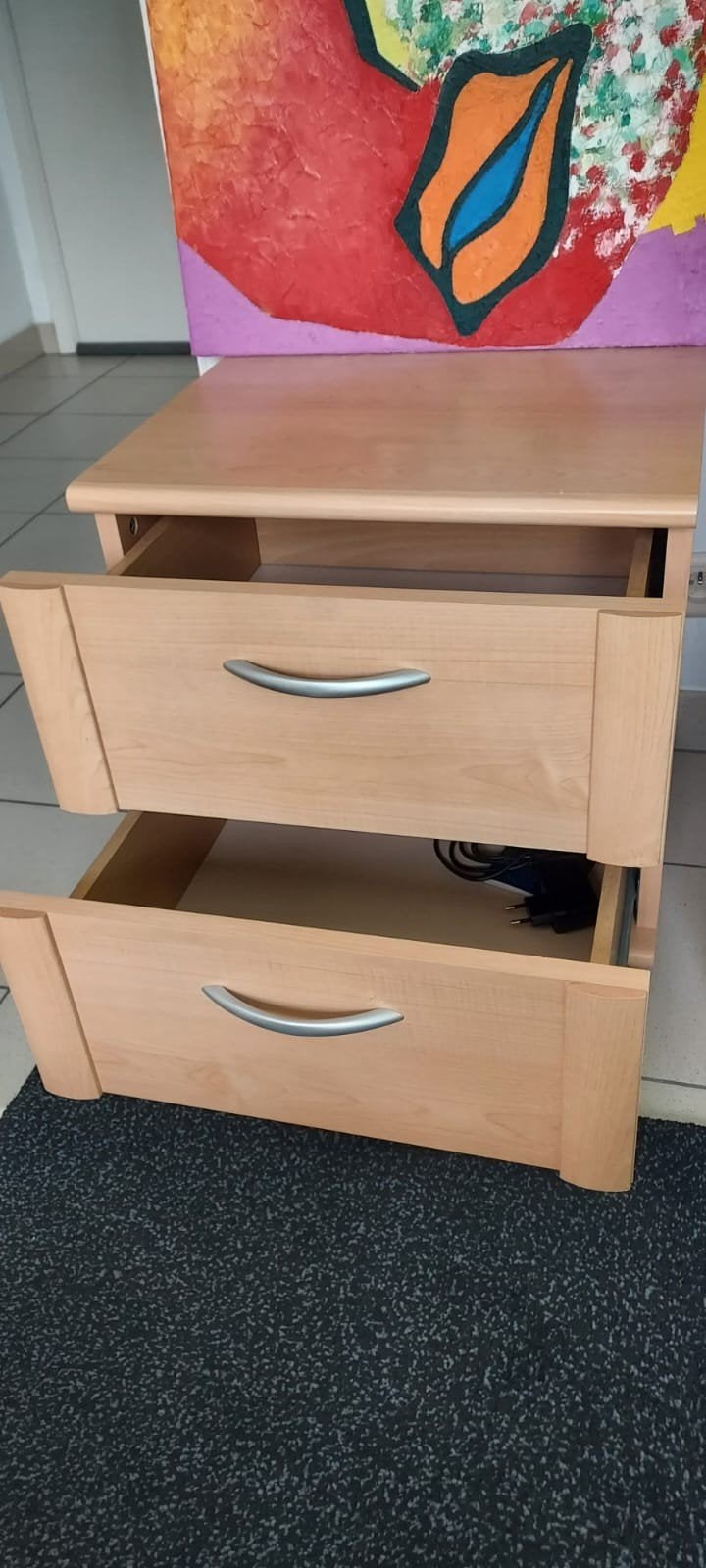 Bed en Nachtkastje, Ophalen, Zo goed als nieuw, 45 tot 65 cm, Minder dan 55 cm
