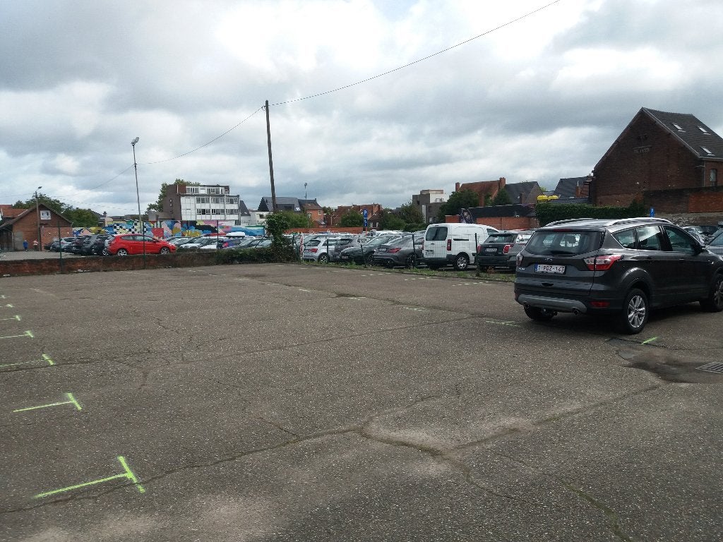 Parkeerplaats Hasselt (buurt station,gerechtsgebouw), Immo, Hasselt