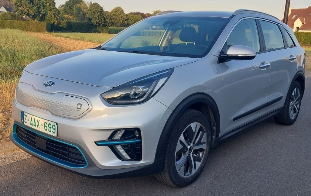 Kia Niro MORE E-XTRA 64 kWh 2021, Autos, Kia, Argent ou Gris, Achat, Euro 6, Entretenue par le concessionnaire
