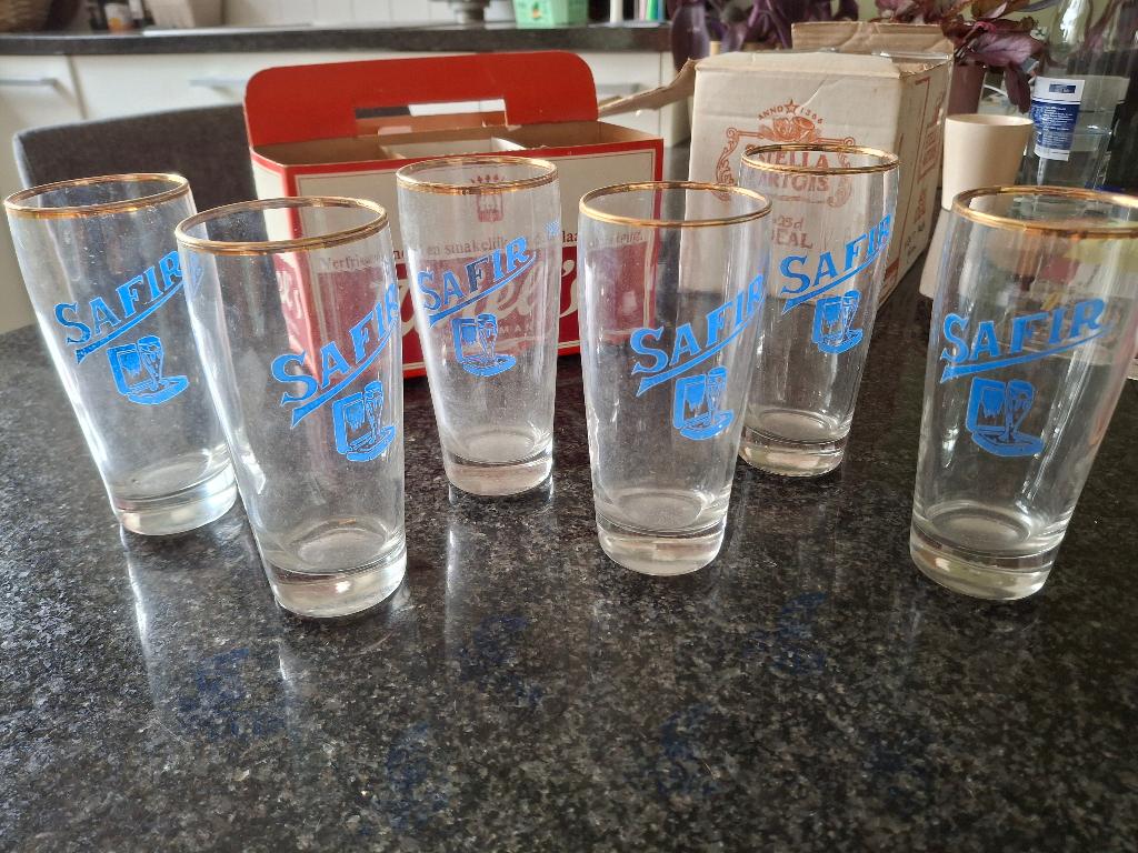 6 bierglazen safir met gouden rand, Ophalen of Verzenden