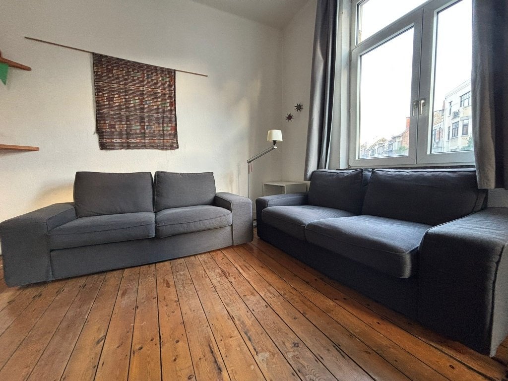 2 CANAPE GRIS ELEGANT ET CONFORTABLE, Maison & Meubles, 75 à 100 cm, Moins de 150 cm, Banc droit, Comme neuf
