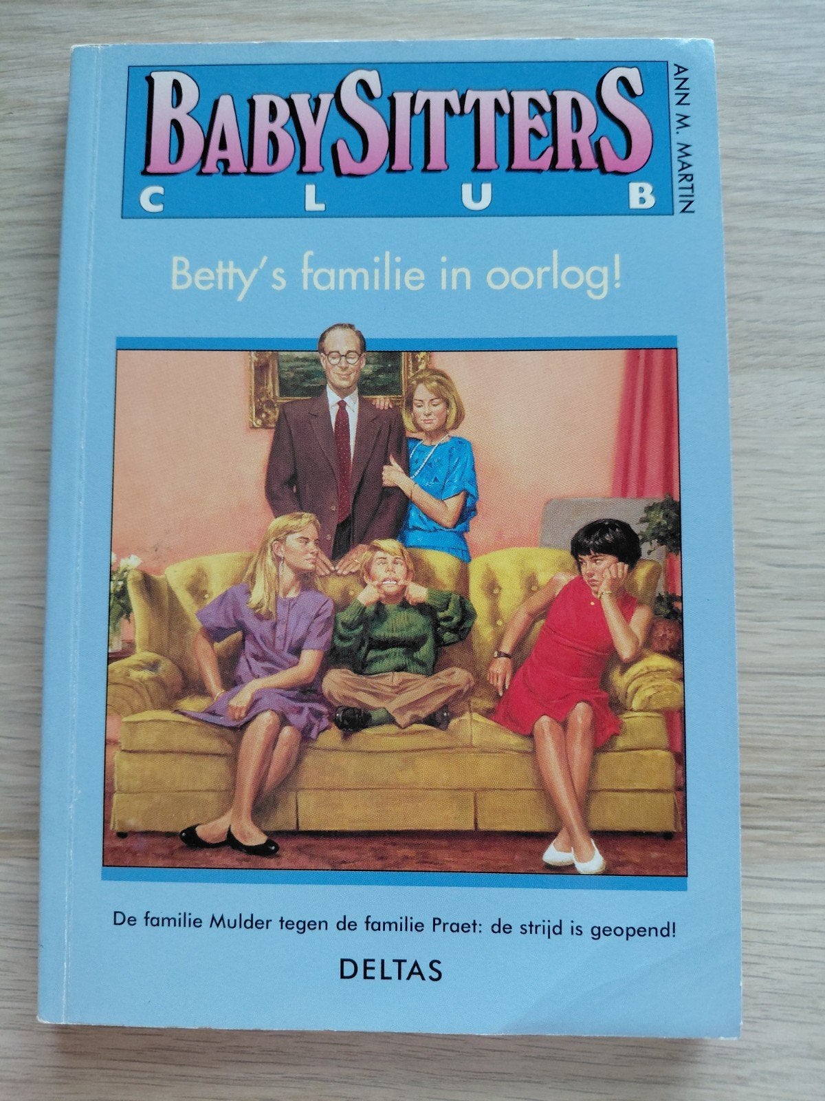 A.M. Martin - Betty's familie in oorlog!, Boeken, A.M. Martin, Fictie, Ophalen, Gelezen