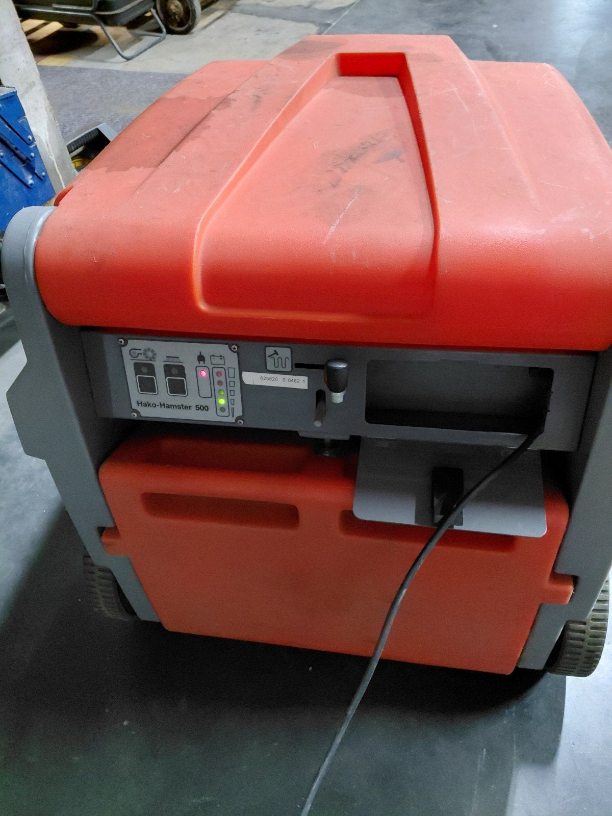 Te koop Hako veegmachine, Ophalen
