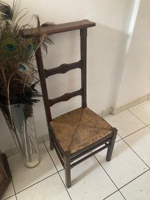 chaise d'église, Enlèvement