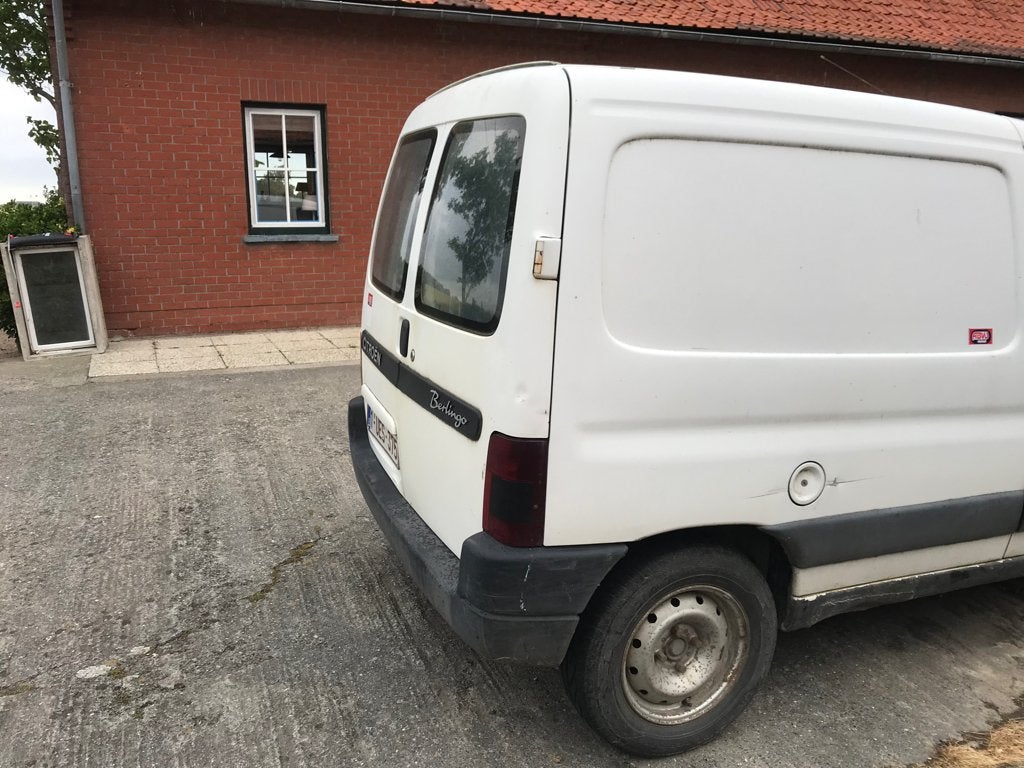Citroën Berlingo voor onderdelen of export, Auto's, Citroën, Wit, Berlingo, Particulier, 2 zetels