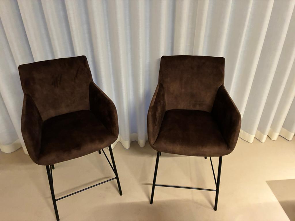 Deux nouveaux tabourets de bar, Maison & Meubles, Chaises, Neuf, Deux, Métal, Tissus, Noir, Enlèvement