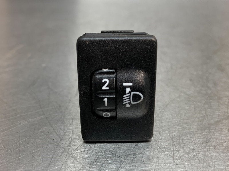 KOPLAMP IHV SCHAKELAAR Toyota Yaris III (P13), Auto-onderdelen, Gebruikt, Toyota