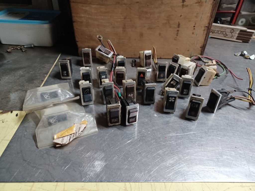 Onderdelen oldtimer renault 4, Motoren, Ophalen, Gebruikt