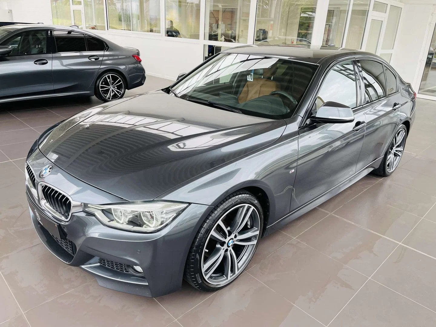 BMW 3 Serie 318 dA * GARANTIE + PACK M + LED + GPS + CUIR *, Auto's, BMW, Automaat, 4 cilinders, Leder, Navigatiesysteem