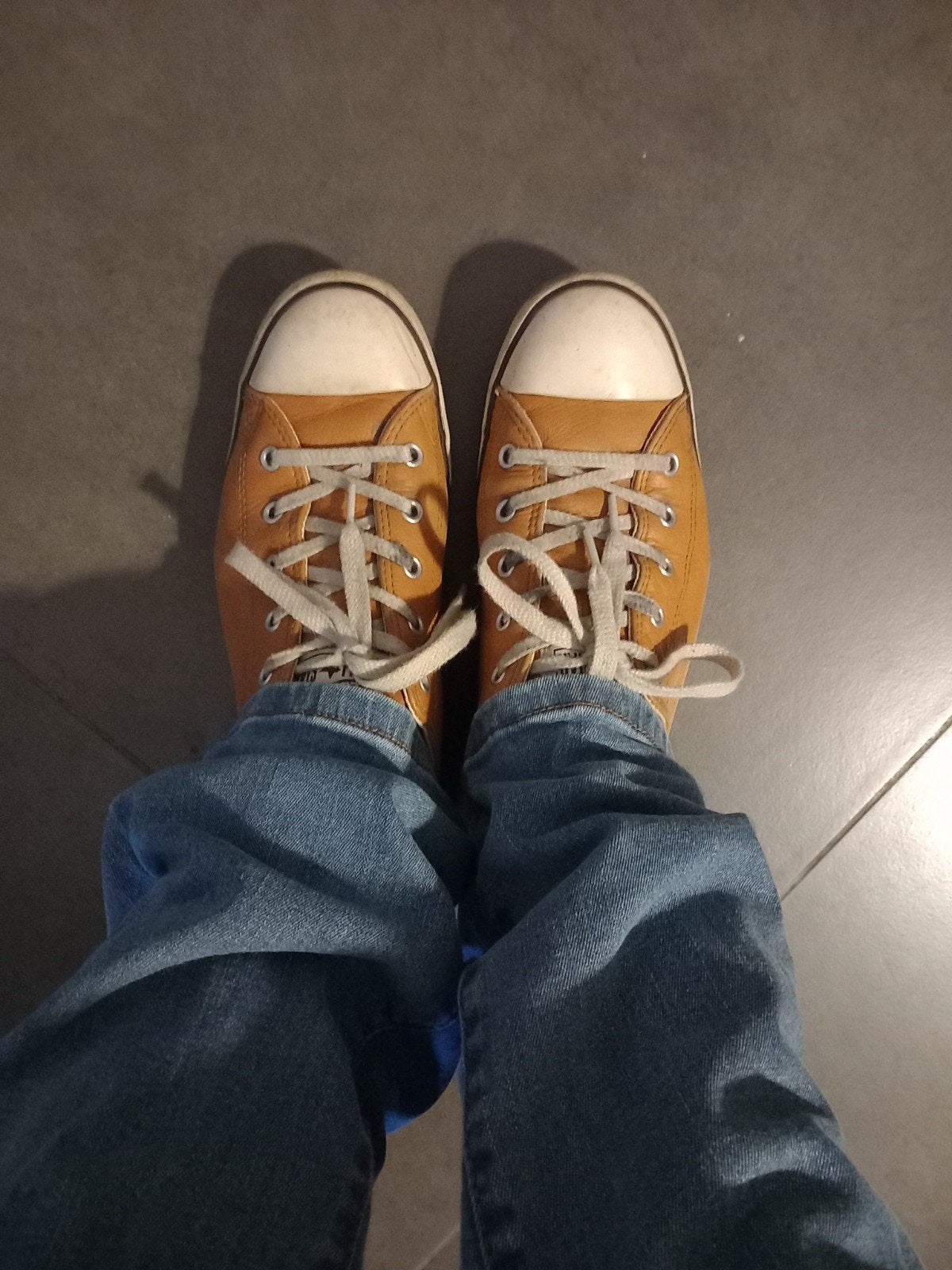 Converse Chuck Taylor All-Star . 🎀 . leder - maat 41 -> 6€, Kleding | Dames, Schoenen, Ophalen, Bruin, Sneakers, Converse All Stars