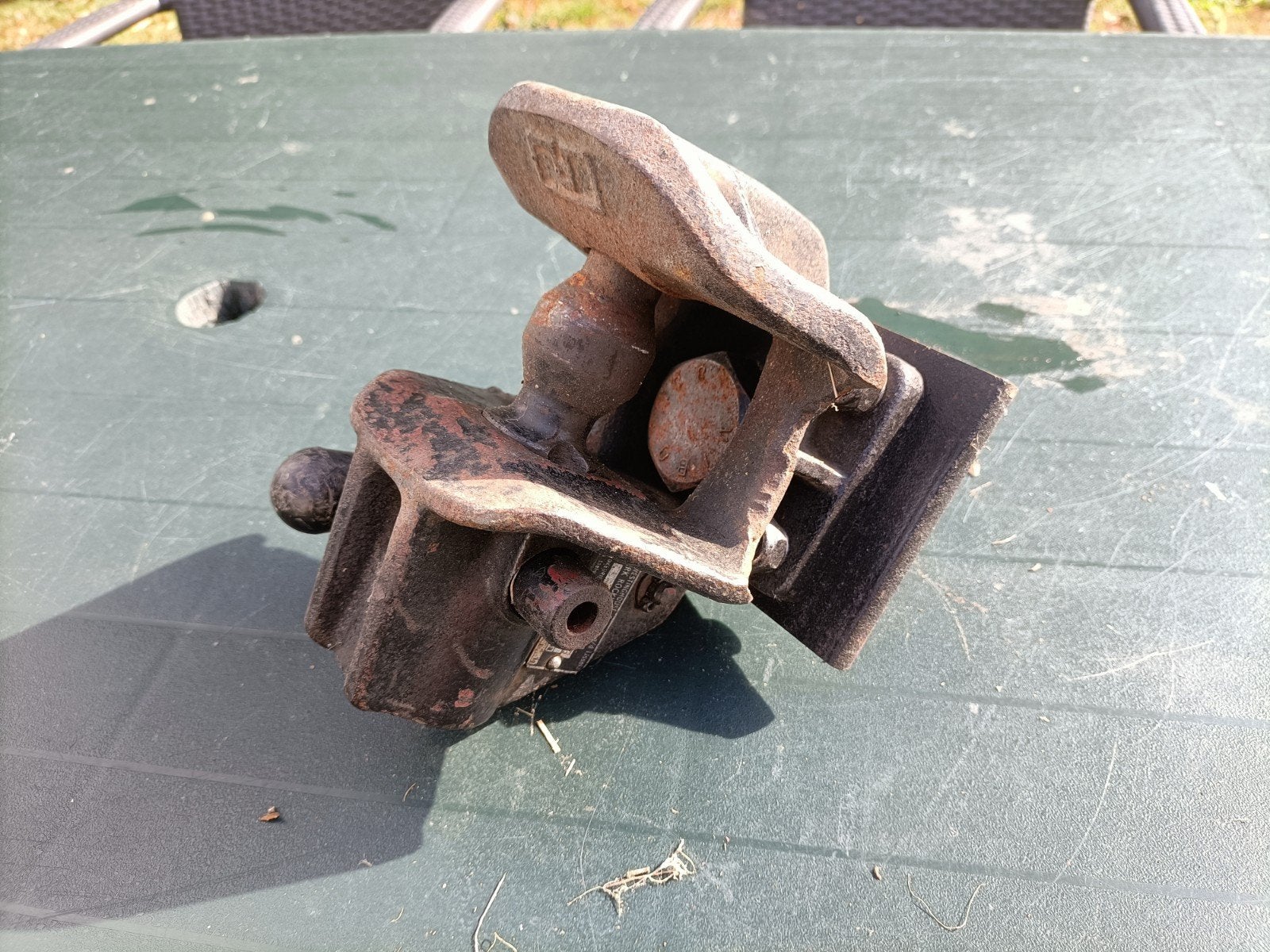 Automatische Rockinger RO 243 vangmuil / trekbek / autokoppe, Ophalen