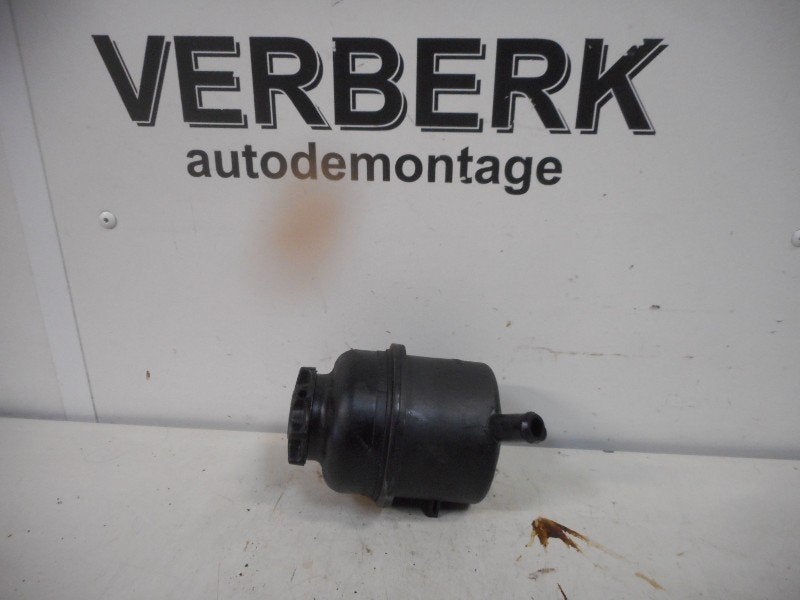 STUURBEKRACHTIGING OLIERESERVOIR Omega B (25 / 26 / 27), Gebruikt, Opel, Opel Automobile GmbH, Kontakt-opel@opel.com