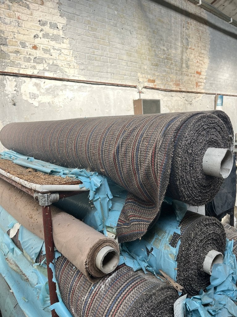 Stof - gratis af te halen per 10 rollen, Ophalen, Meerkleurig, 120 cm of meer, Zo goed als nieuw