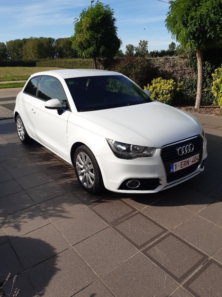 Auto Audi A1, Auto's, Stof, A1, 4 cilinders, Wit