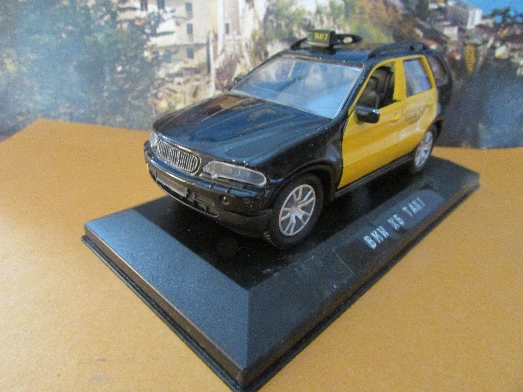 BMW X 5, TAXI, BARCELONE ; 1 ; 36, Enlèvement ou Envoi, Utilisé, Voiture, Autres marques