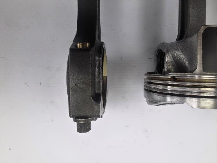 Piston d'un Ford Focus, -, 3 mois de garantie, -, -