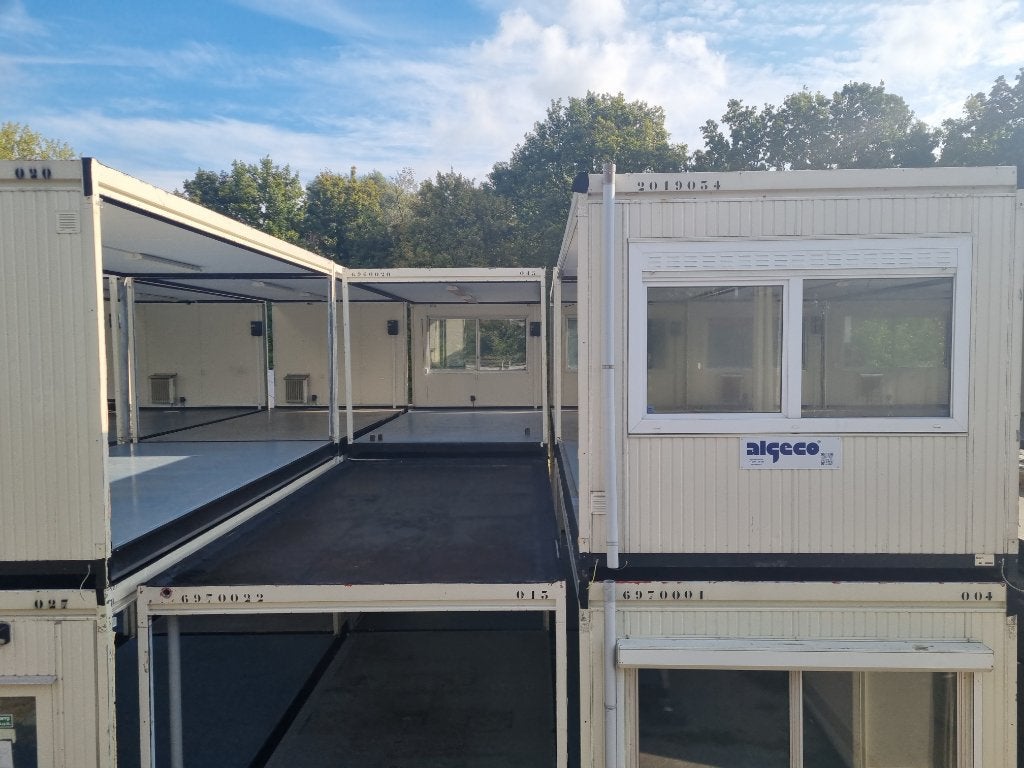 20 Goedkope De Meeuw Kombi Units Woonunit Kantoorunit, Ophalen, Gebruikt