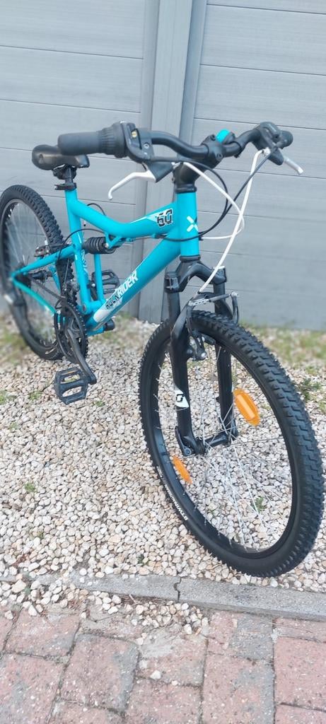 Vélo 24pouces enfants 9ans à 12ans et 1m25 à 1m50, Fietsen en Brommers, Ophalen