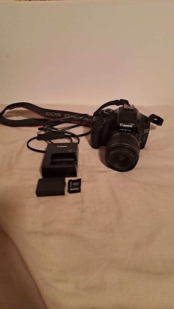Camera Canon 1100D, Ophalen of Verzenden