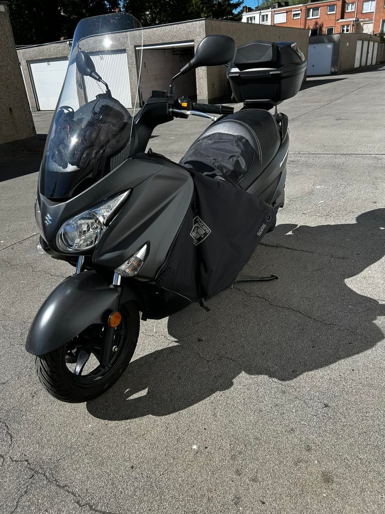 Suzuki Burgman 125 à vendre, Motoren, Motoren | Suzuki, Scooter, Motorrijbewijs A, 11 kW of minder, Automaat