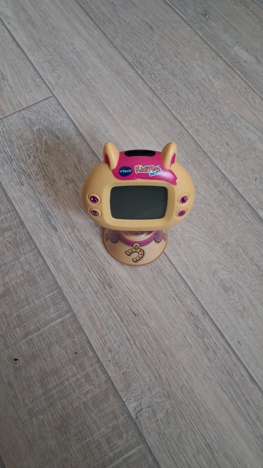 Kidi pet, Ophalen