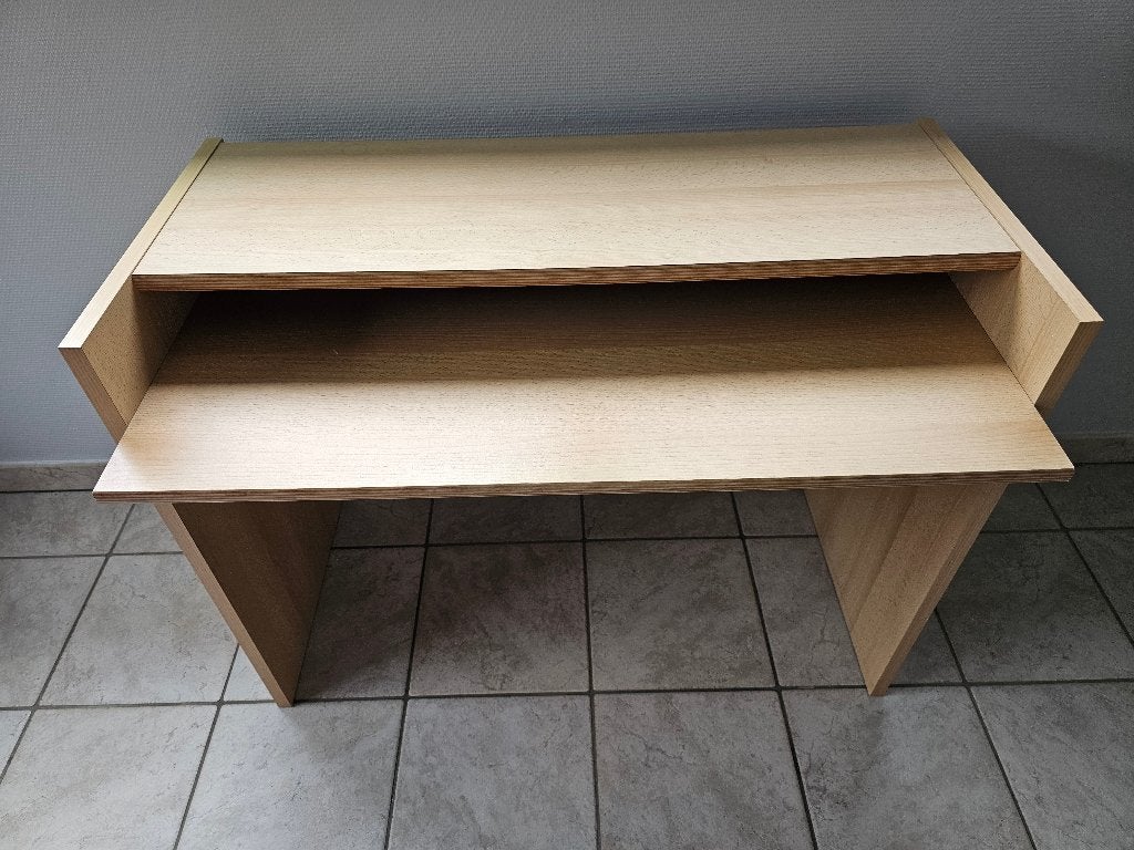 Gratis bureau, Ophalen, Gebruikt