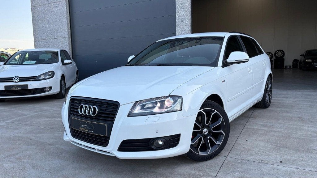 Audi A3 1.4 Benzine Euro 5 FULL S-LINE 2010 Gekeurd VVK, Auto's, Audi, Voorwielaandrijving, Zwart, 4 cilinders, Leder en Stof