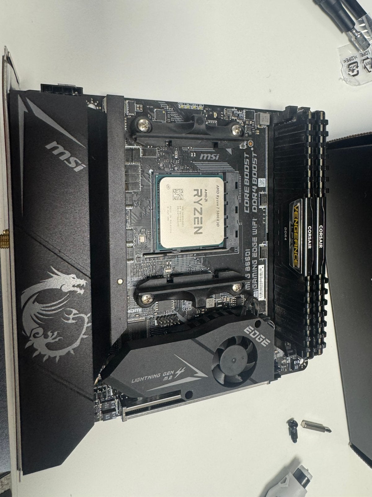 5800X3D + 32GB RAM 3600Mhz + MSI B550i mini-itx, Computers en Software, Moederborden, Ophalen of Verzenden, Zo goed als nieuw