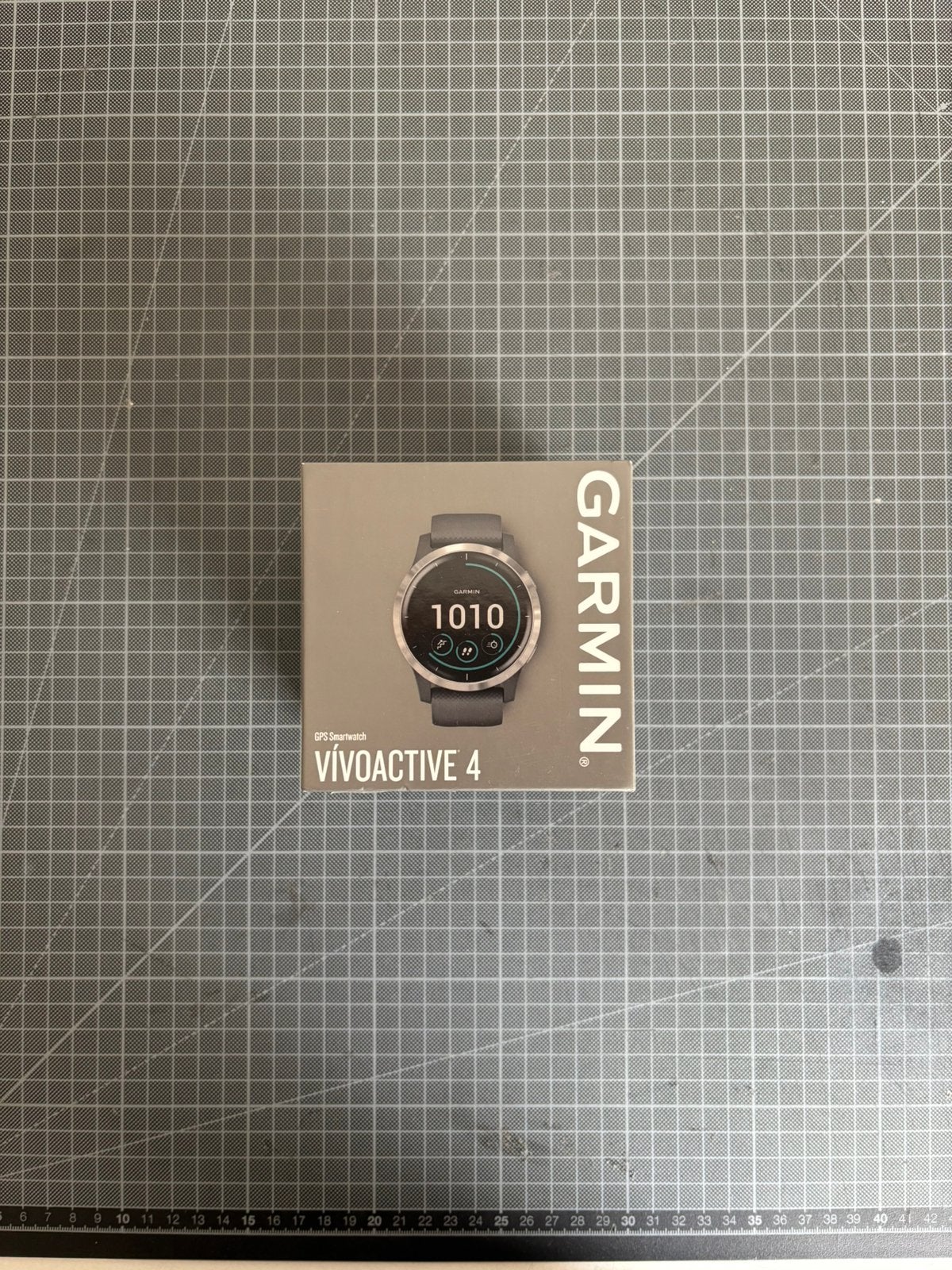 Garmin vivoactive 4, Handtassen en Accessoires, Smartwatches, Ophalen, Conditie, Gebruikt, Grijs