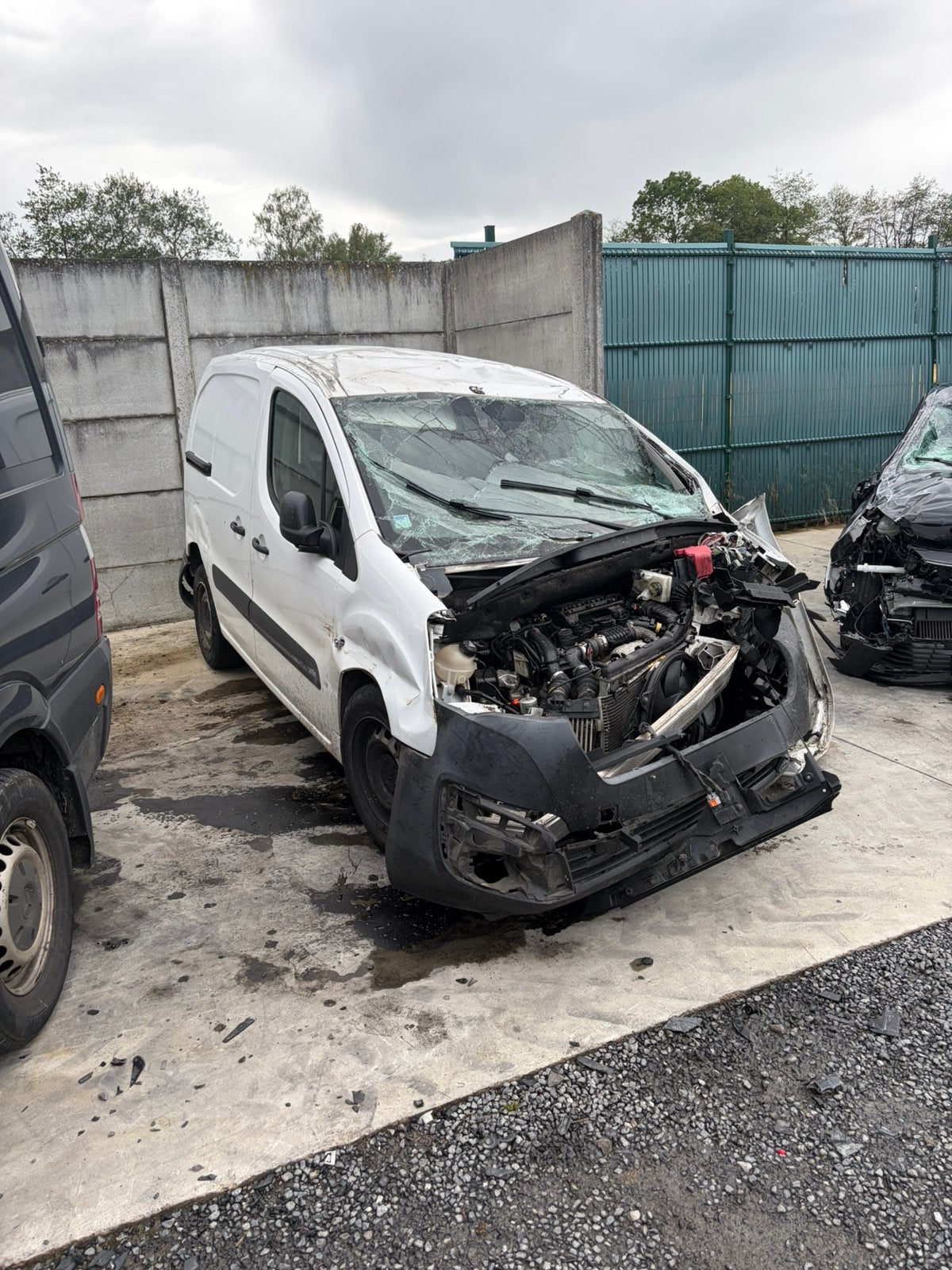 Citroën berlingo 2018 (ongevalwagen), Ophalen